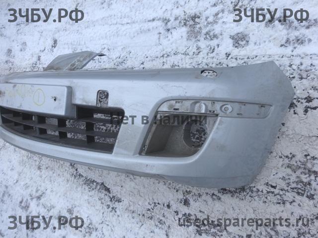 Nissan Tiida 1 Бампер передний