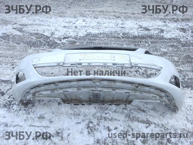Opel Astra J Бампер передний