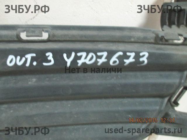 Mitsubishi Outlander 3 Решетка в бампер