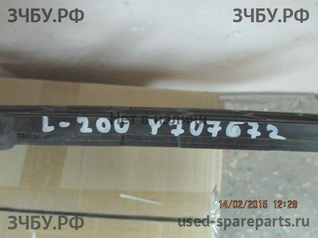 Mitsubishi L200 (4)[KB] Решетка в бампер