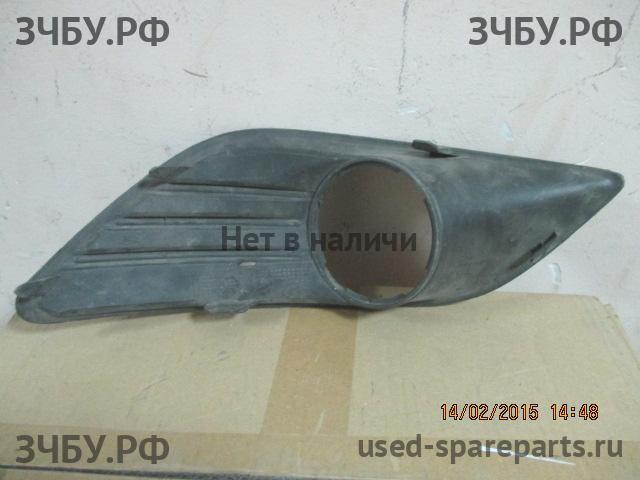 Ford Focus 2 (рестайлинг) Рамка противотуманной фары левой