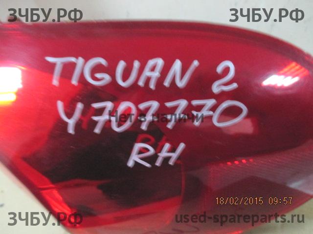 Volkswagen Tiguan 1 (Рестайлинг) Фонарь правый
