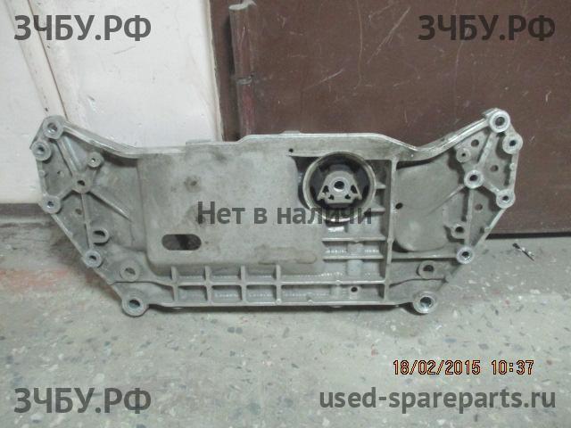 Volkswagen Golf 5 Балка передняя подмоторная