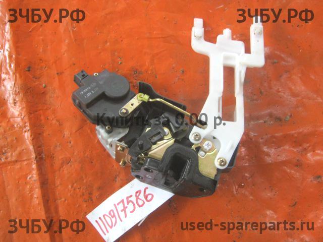Hyundai Santa Fe 1 (SM) Замок двери задней правой