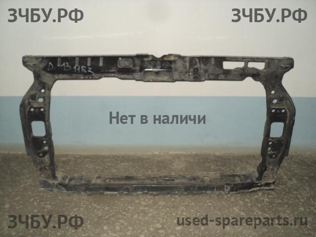 Hyundai Solaris 1 Панель передняя (телевизор)