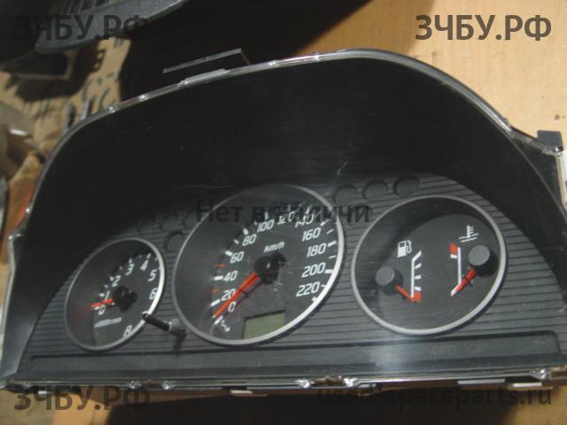 Nissan X-Trail 1 (T30) Панель приборов