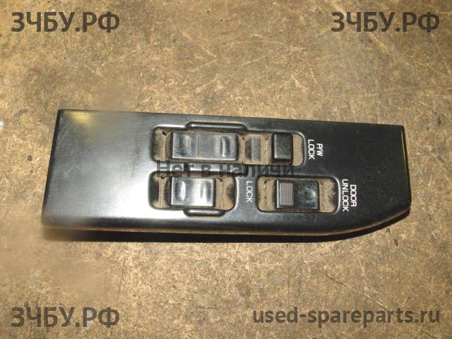 Nissan Terrano 1 /Pathfinder 1 (WD21) Блок управления стеклоподъёмниками