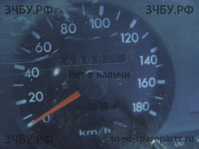 Nissan Terrano 2 (R20) Панель приборов