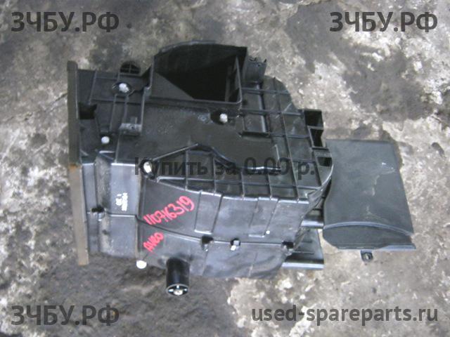 Chevrolet Aveo 2 (T250) Корпус отопителя (корпус печки)