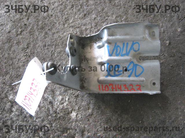 Volvo XC-90 (1) Кронштейн