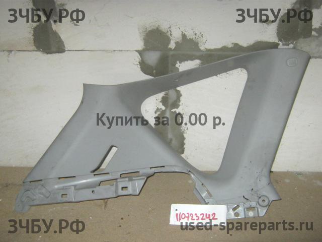Mazda 3 [BK] Накладка