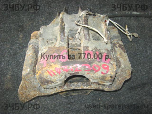 Peugeot 406 Суппорт передний левый (в сборе со скобой)