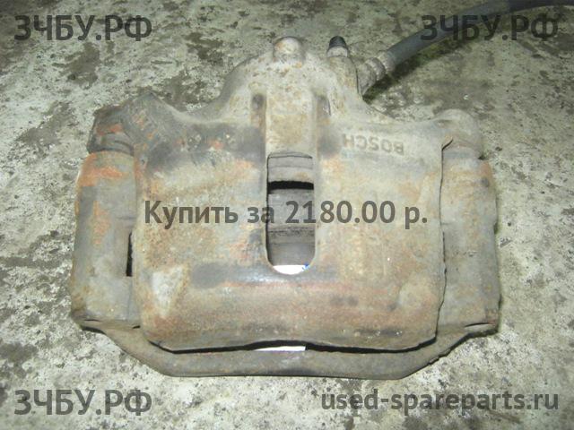 Renault Kangoo 1 Суппорт передний левый (в сборе со скобой)