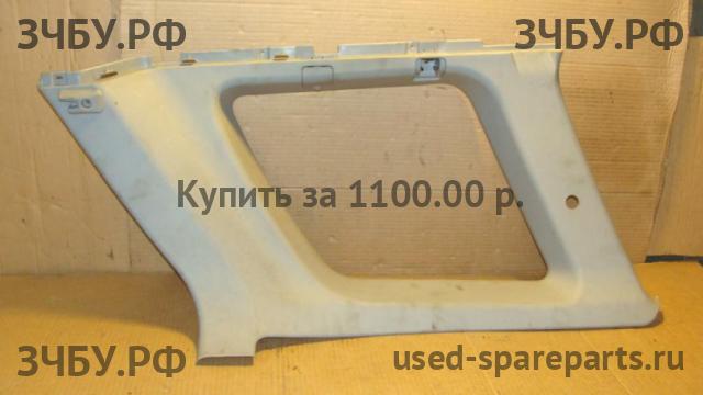 Hyundai Santa Fe 1 (SM) Обшивка багажника верхняя