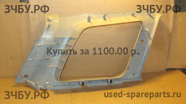 Hyundai Santa Fe 1 (SM) Обшивка багажника верхняя