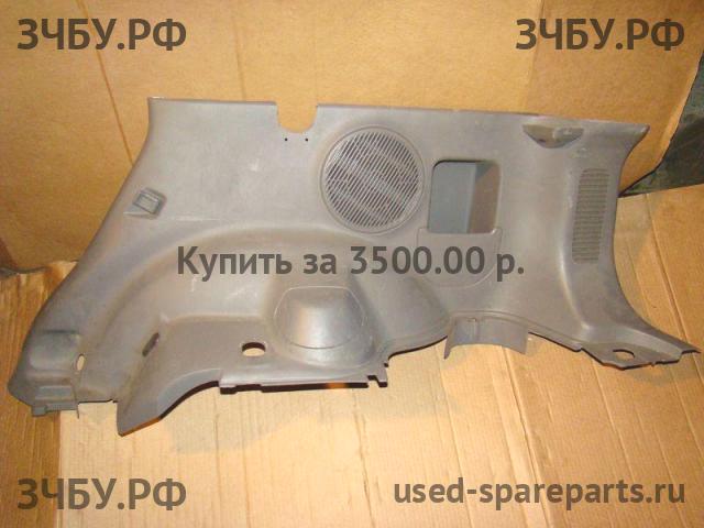 Honda CR-V 1 Обшивка багажника боковая правая