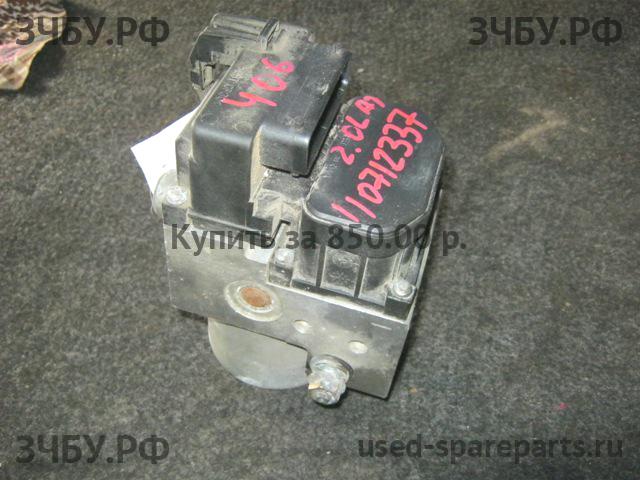 Peugeot 406 Блок ABS (насос)