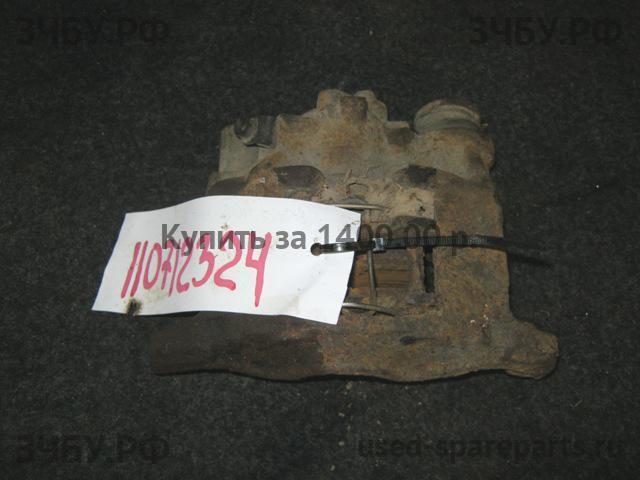 Peugeot 406 Суппорт задний левый (в сборе со скобой)