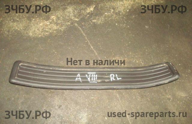 Honda Accord 8 Накладка на порог (кузов внутри)