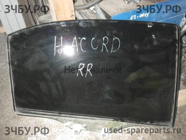 Honda Accord 8 Стекло двери задней правой