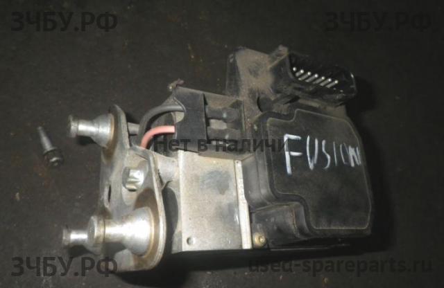 Ford Fusion Блок ABS (насос)