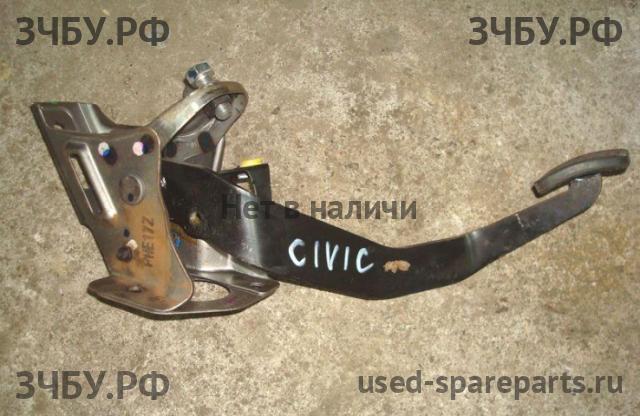 Honda Civic 8 (4D) Педаль сцепления