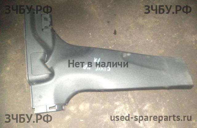 Honda Civic 8 (4D) Обшивка салона