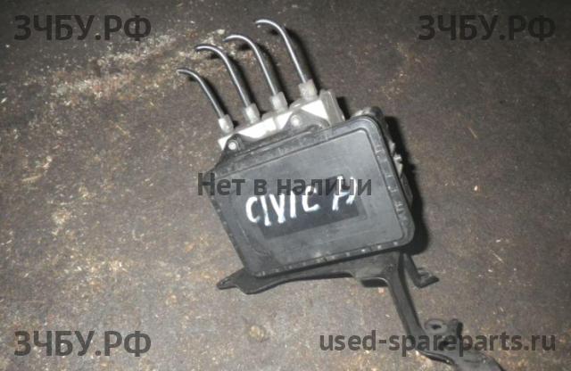 Honda Civic 8 (4D) Блок ABS (насос)
