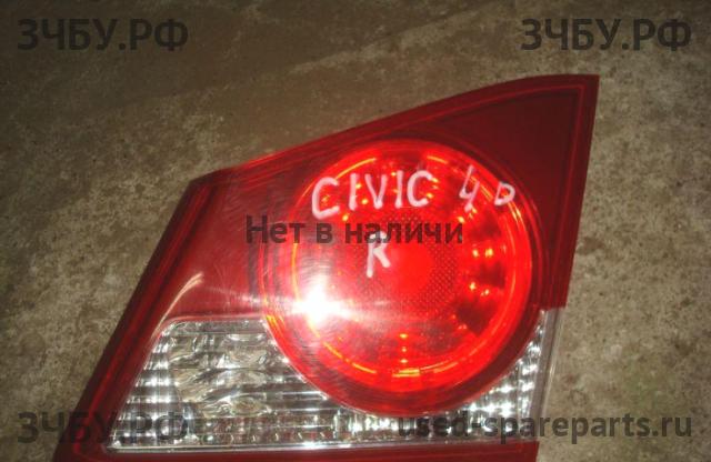 Honda Civic 8 (4D) Фонарь правый