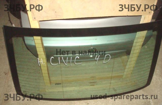Honda Civic 8 (4D) Стекло заднее