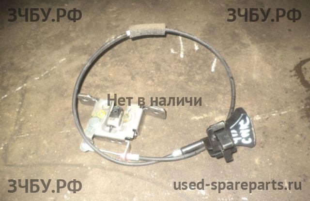 Honda Civic 8 (4D) Замок спинки сиденья