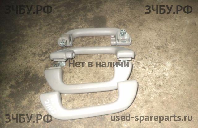 Honda Civic 8 (4D) Ручка внутренняя потолочная