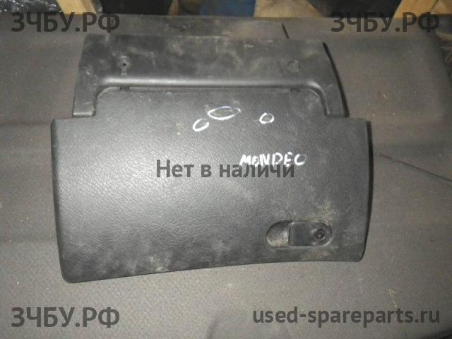 Ford Mondeo 3 Бардачок