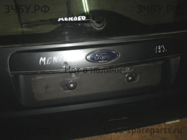 Ford Mondeo 3 Накладка на крышку багажника