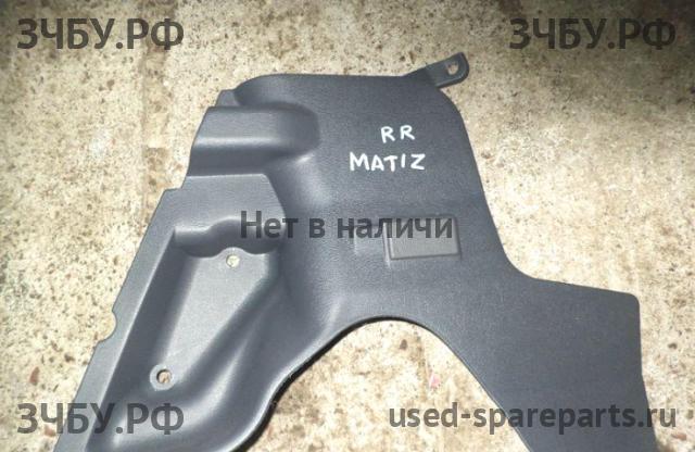 Daewoo Matiz 2 Обшивка багажника
