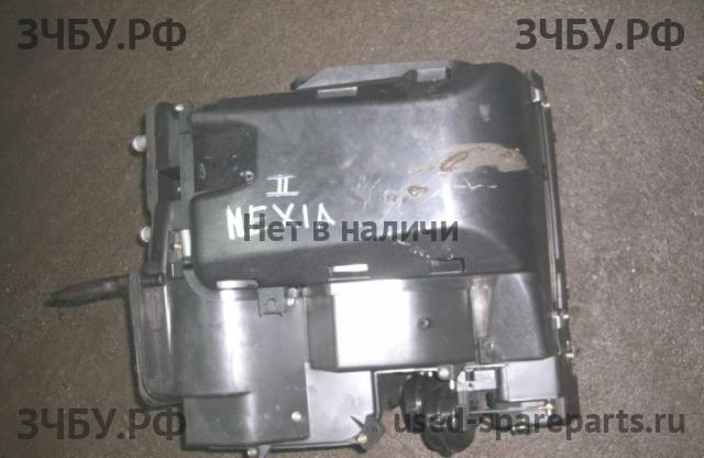 Daewoo Nexia Корпус отопителя (корпус печки)