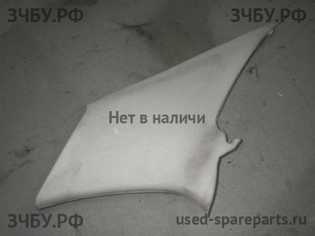 Toyota Corolla (E12) Накладка стойки задней правой