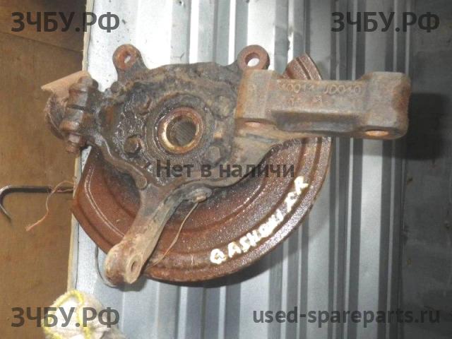 Nissan Qashqai (J10) Кулак поворотный передний правый (со ступицей)