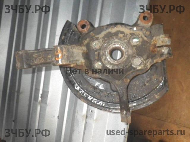 Nissan Qashqai (J10) Кулак поворотный передний левый (со ступицей)