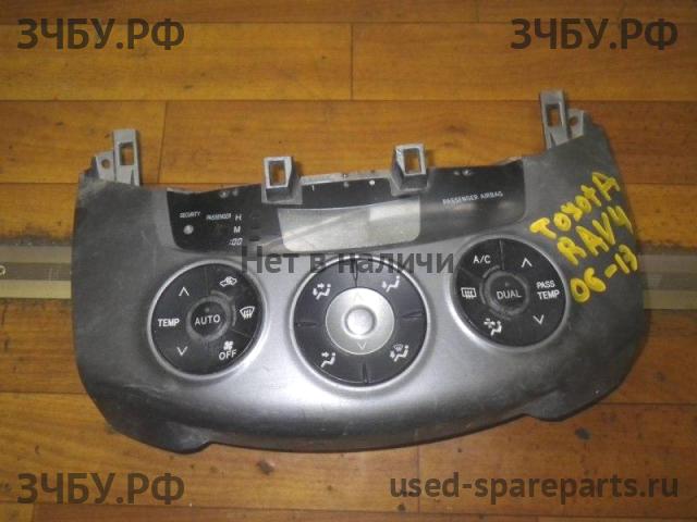 Toyota RAV 4 (3) Блок управления климатической установкой