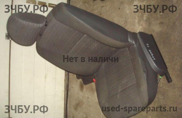 Renault Logan 1 Сиденье