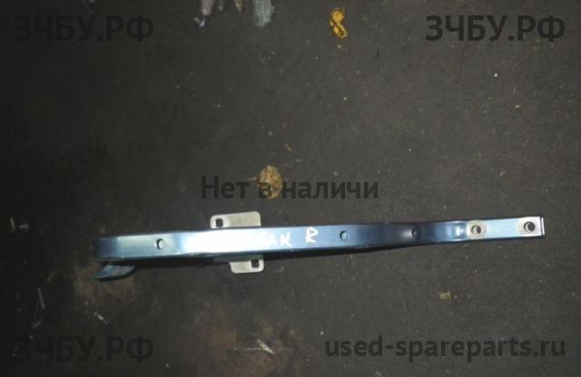 Renault Logan 1 Петля двери багажника