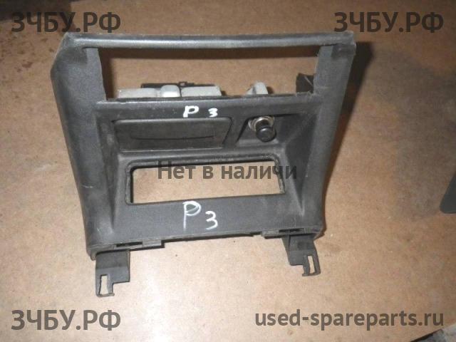 Mitsubishi Pajero/Montero 3 Накладка