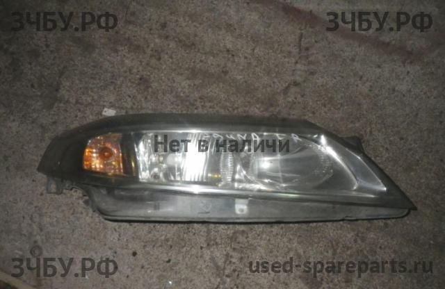 Renault Laguna 2 Фара правая