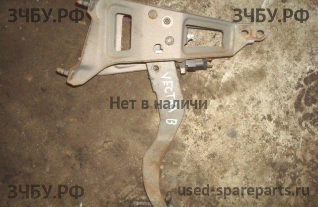 Opel Vectra B Педаль тормоза
