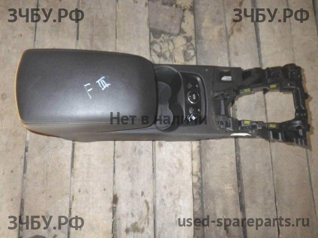 Ford Focus 3 Подстаканник