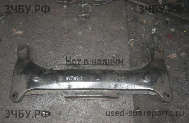Toyota Avensis 1 Балка задняя поперечная