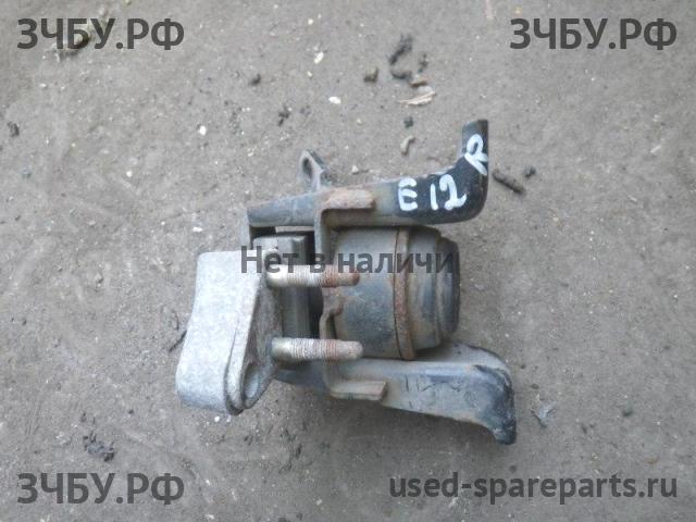 Toyota Corolla (E12) Опора двигателя