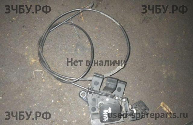 Ford Fusion Трос открывания капота