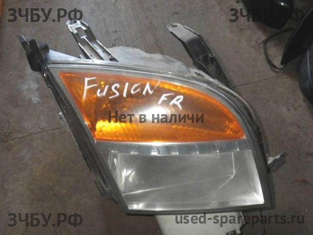 Ford Fusion Фара правая